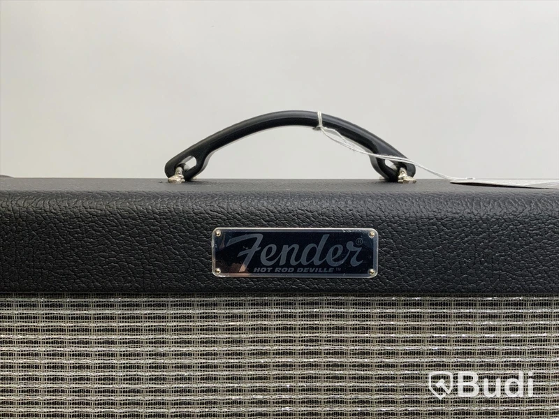 FENDER HOT ROD DeVille 212